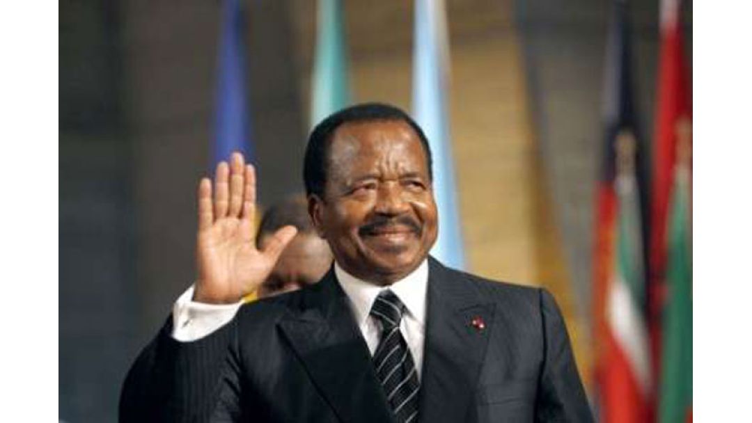 Paul Biya nke Cameroon na-enweta oku pụrụ iche nke na-adịghị ahụkebe ka ọ hapụ ọrụ mgbe ọ na-achọ oge ọchịchị nke asatọ.