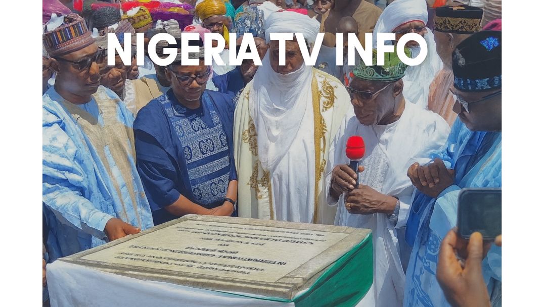 Obasanjo Ya Kaddamar da Cibiyar Taron Ƙasa da Ƙasa ta Ahmadu Bello, Ya Gargadi Cewa Babu Ƙasa da Za ta Iya Ci Gaba Ba Tare da Haɗin Kai da Duniya Ba.