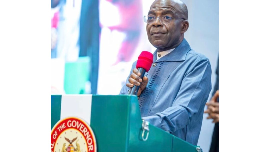 Gómìnà Abia Dá ‘Awon Ọjà Lóhùn: Kò Sí Ẹnikẹ́ni Tó Máa Ṣàìní Ilé Ọjà Ní Àtúnṣe Aba